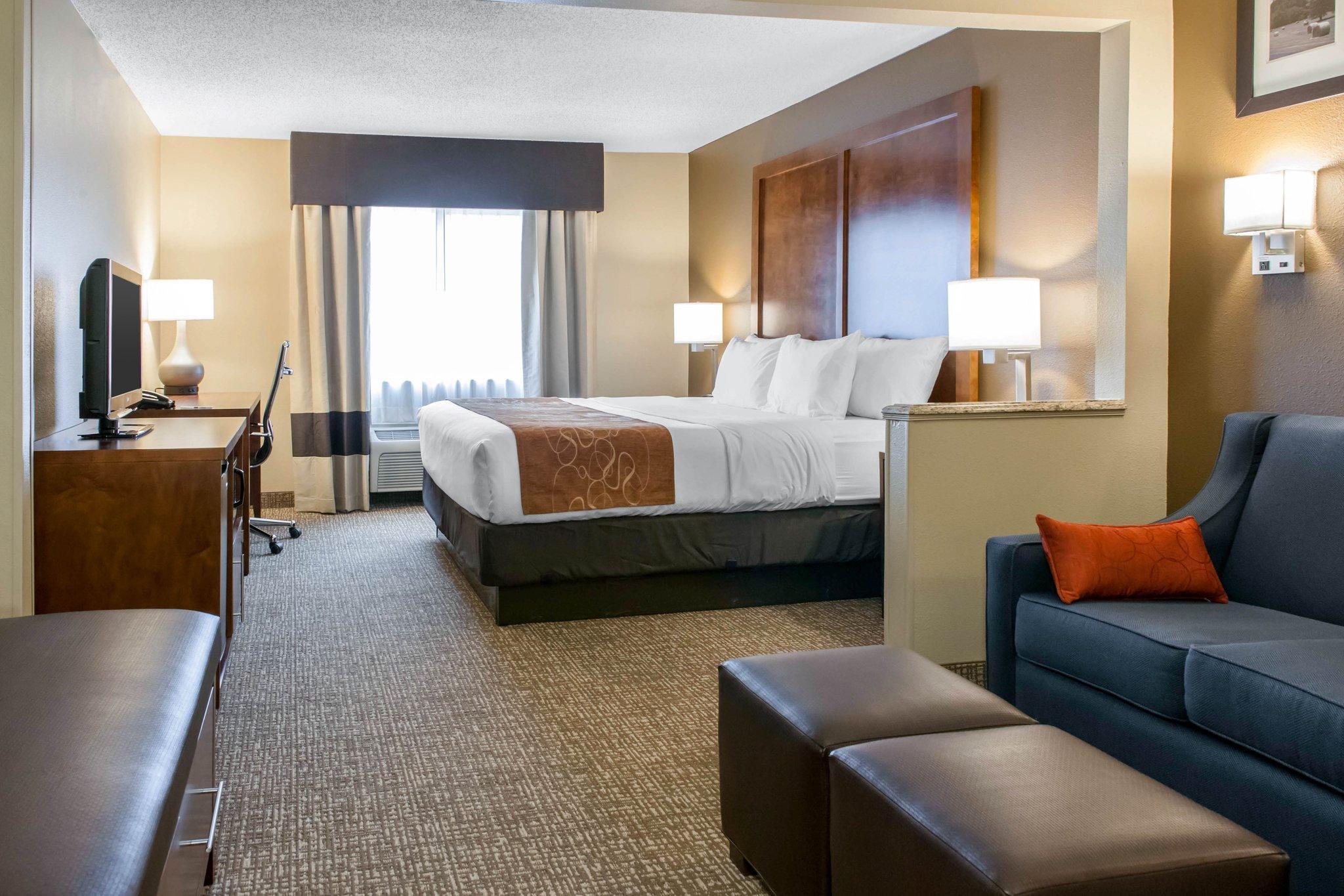 Comfort Suites Terre Haute University Area Extérieur photo
