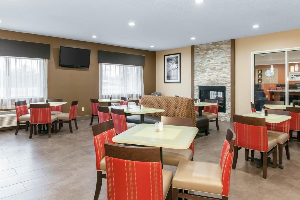 Comfort Suites Terre Haute University Area Extérieur photo