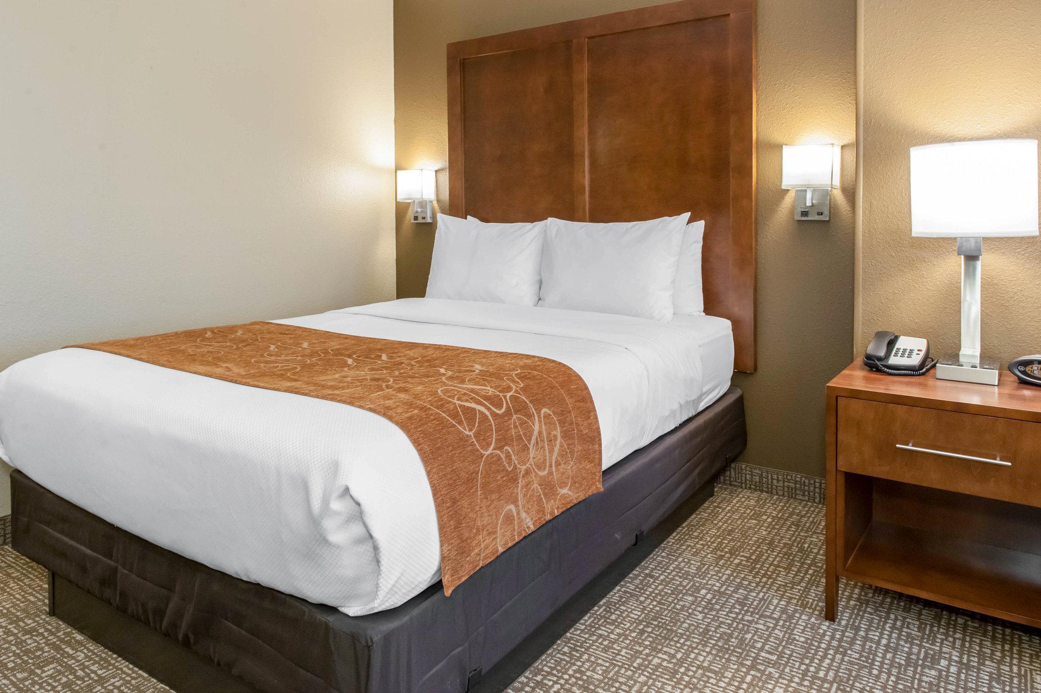 Comfort Suites Terre Haute University Area Extérieur photo