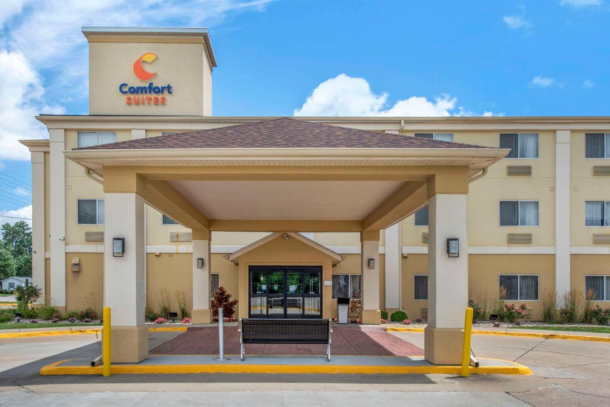 Comfort Suites Terre Haute University Area Extérieur photo