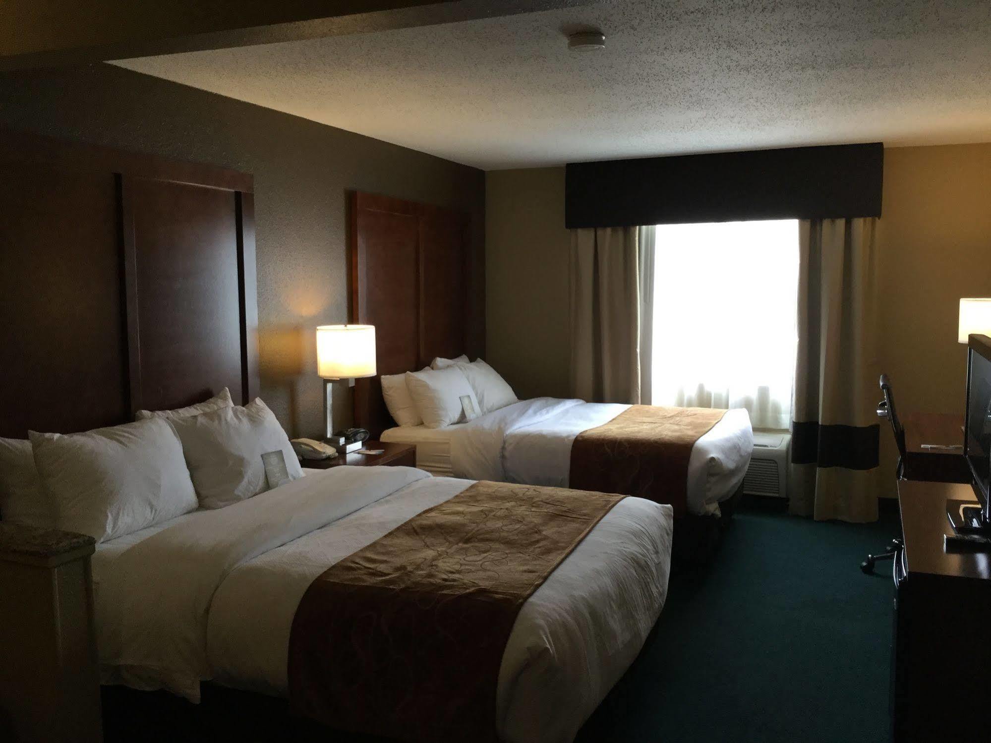 Comfort Suites Terre Haute University Area Extérieur photo